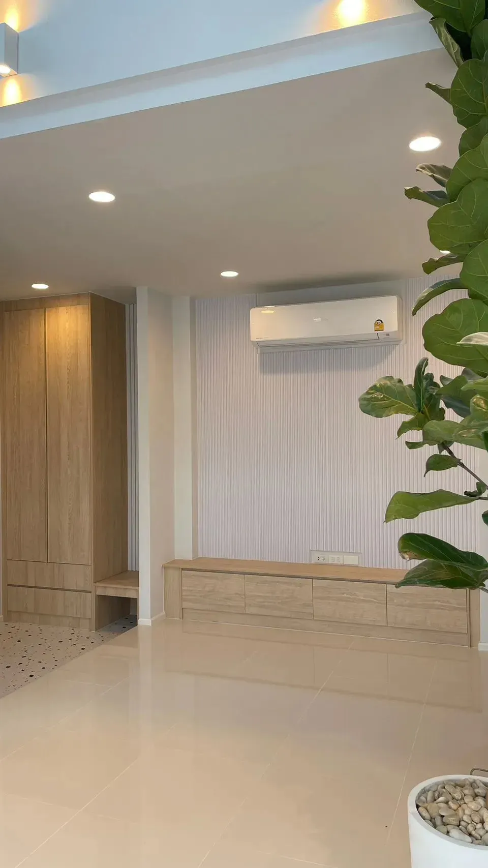 ดิ เอสธิโร่, ระยอง — 15/36